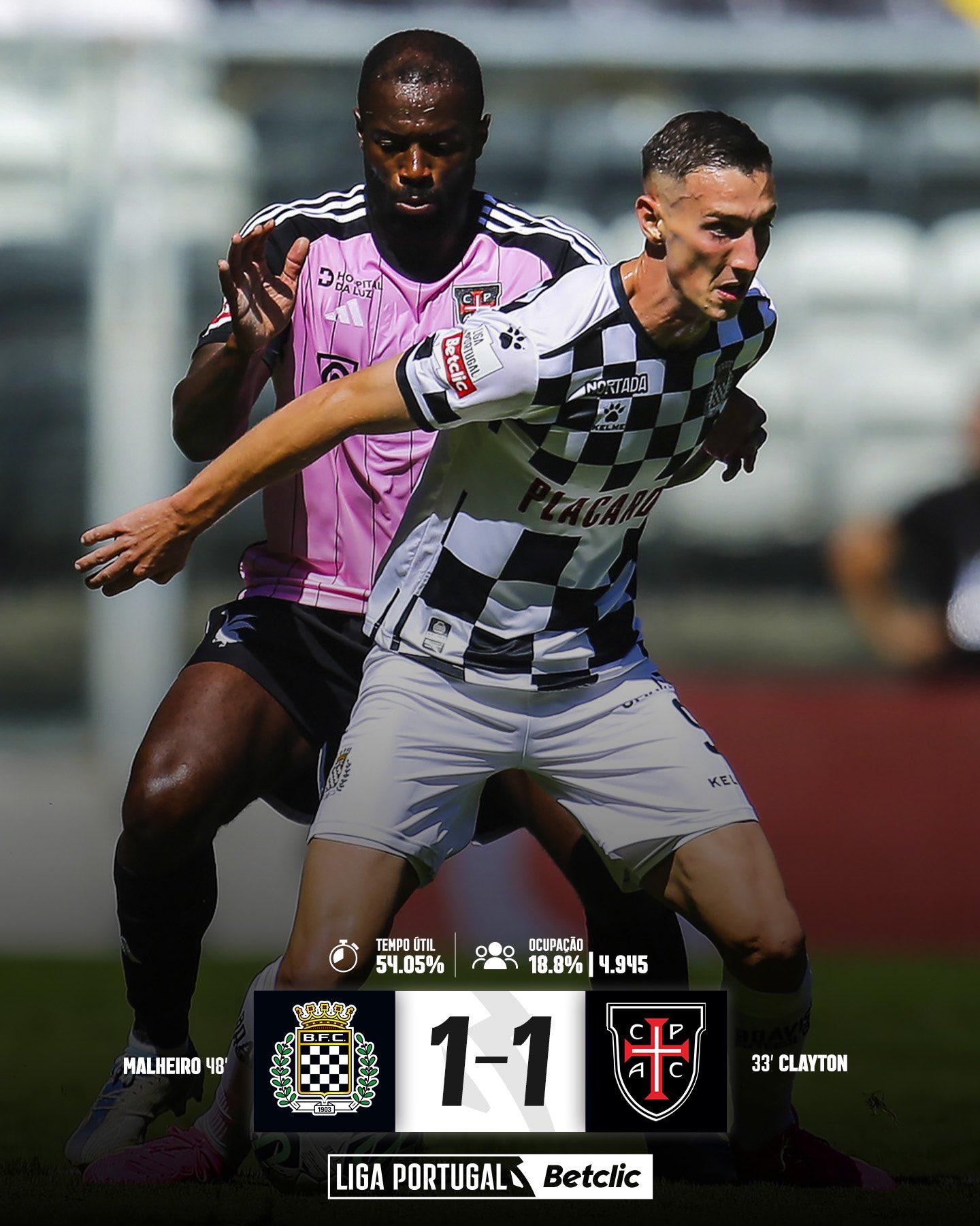 乐鱼体育美网观众起立祝贺郑钦文奥运夺金